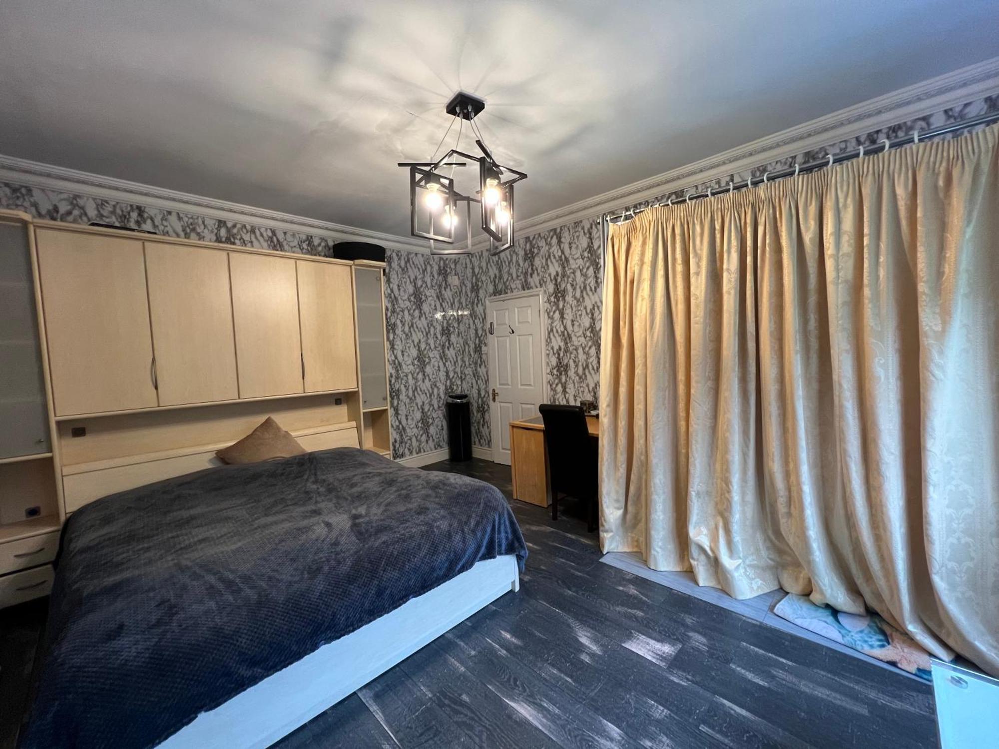The Caduceus- Residence Chertsey Dış mekan fotoğraf